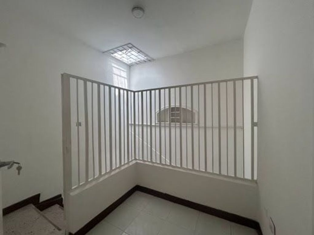 Casa de 2 alcobas en venta en Teusaquillo, Bogotá, 240 m² · foto 4 de 20