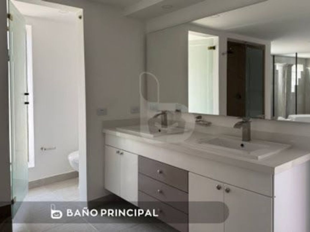 Apartamento de 5 alcobas en venta en Usaquén, Bogotá, 1000 m² · foto 3 de 15