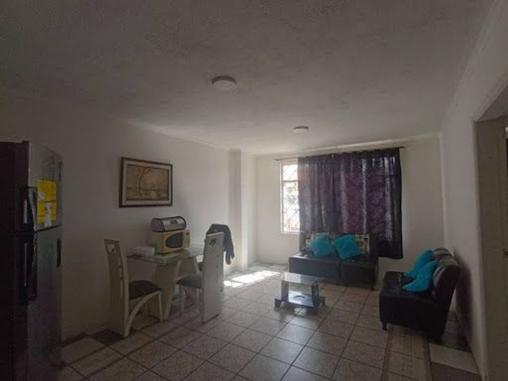 Casa de 7 alcobas en venta en Gran Britalia Et. I, Bogotá, 240 m² · foto 17 de 20