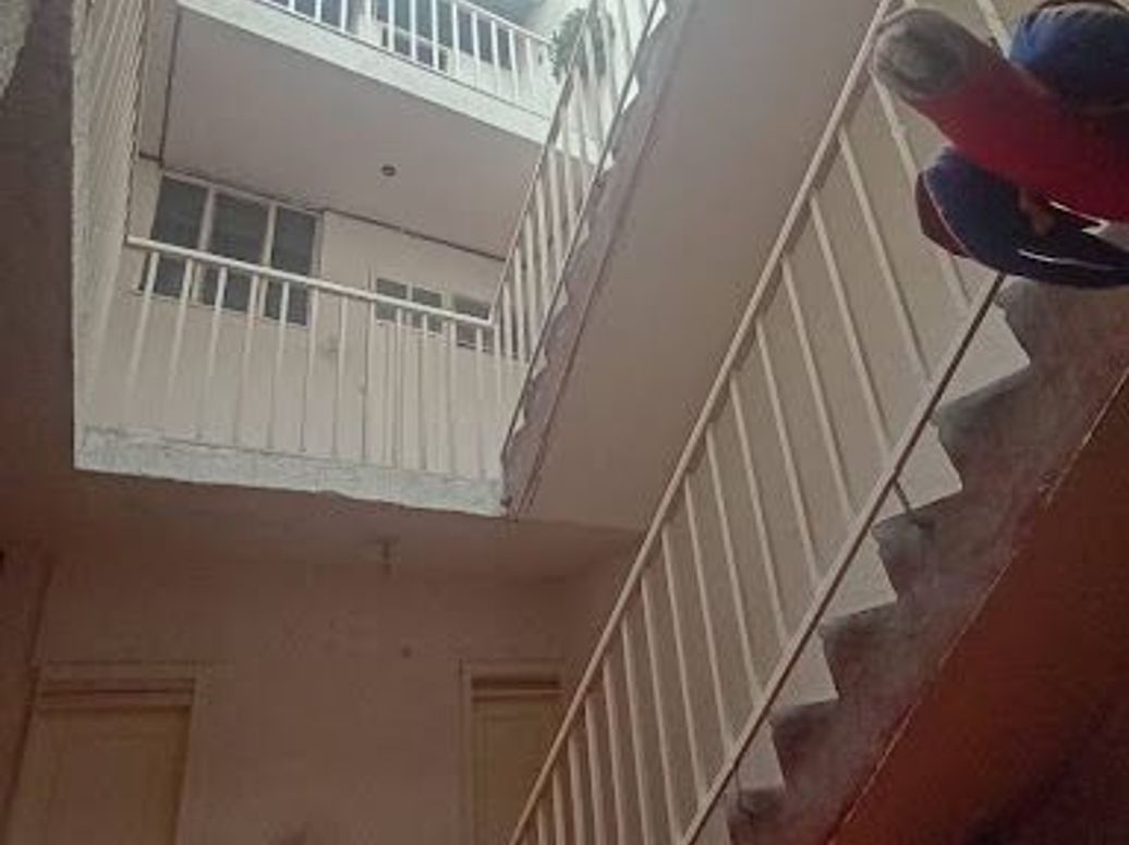 Casa de 7 alcobas en venta en Gran Britalia Et. I, Bogotá, 240 m² · foto 7 de 20