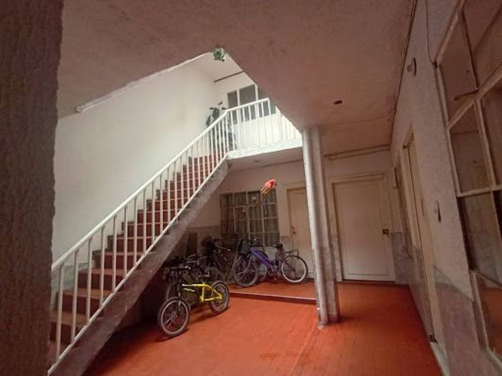 Casa de 7 alcobas en venta en Gran Britalia Et. I, Bogotá, 240 m² · foto 3 de 20