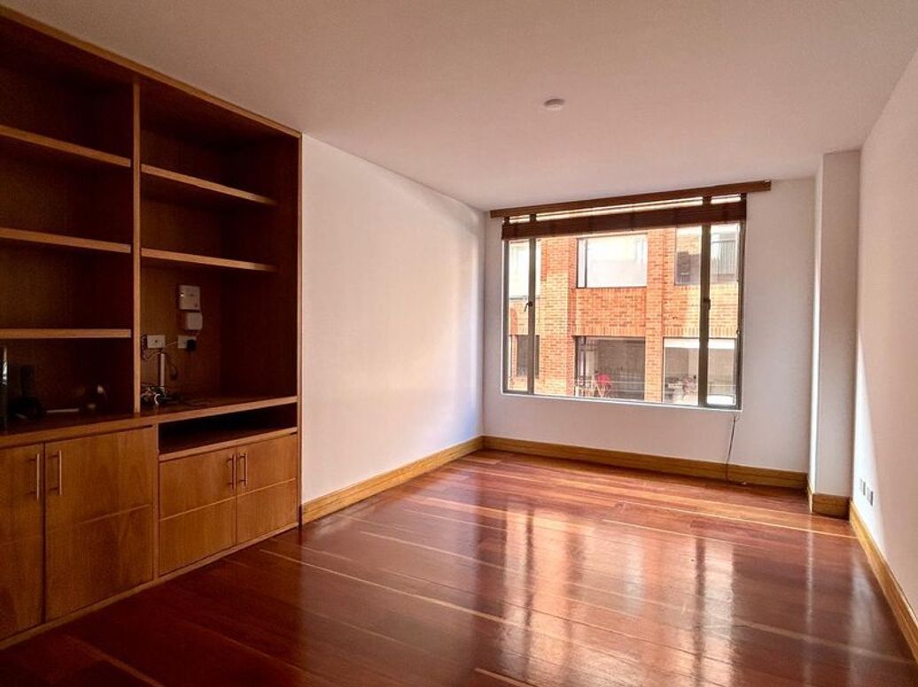 Apartamento de 3 alcobas en venta en La Carolina, Bogotá, 211 m² · foto 15 de 20