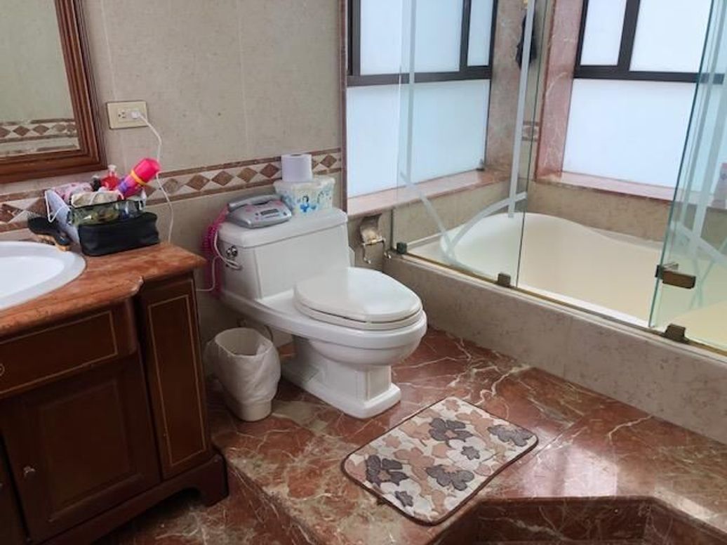 Casa de 5 alcobas en venta en Suba Naranjos, Bogotá, 490 m² · foto 4 de 19