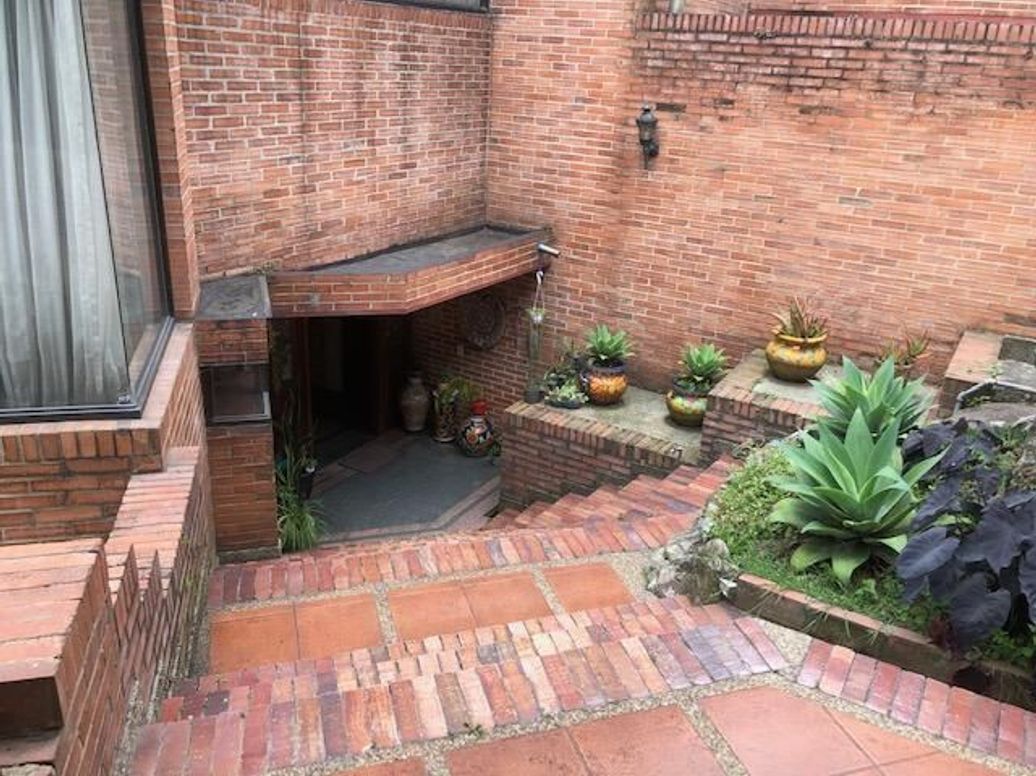 Casa de 5 alcobas en venta en Suba Naranjos, Bogotá, 490 m² · foto 13 de 19