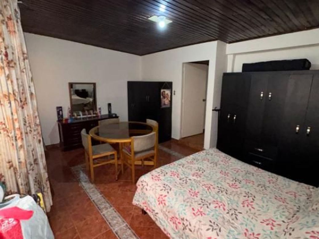Casa de 4 alcobas en venta en Villas Del Madrigal, Bogotá, 250 m² · foto 4 de 12