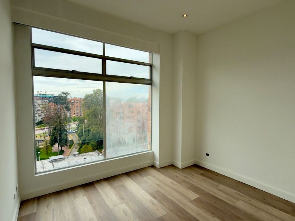 Apartamento de 2 alcobas en venta en Chico Norte Et. Iii, Bogotá, 143 m² · foto 12 de 20