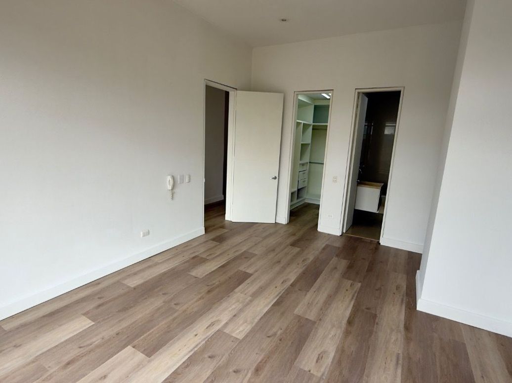 Apartamento de 2 alcobas en venta en Chico Norte Et. Iii, Bogotá, 143 m² · foto 16 de 20