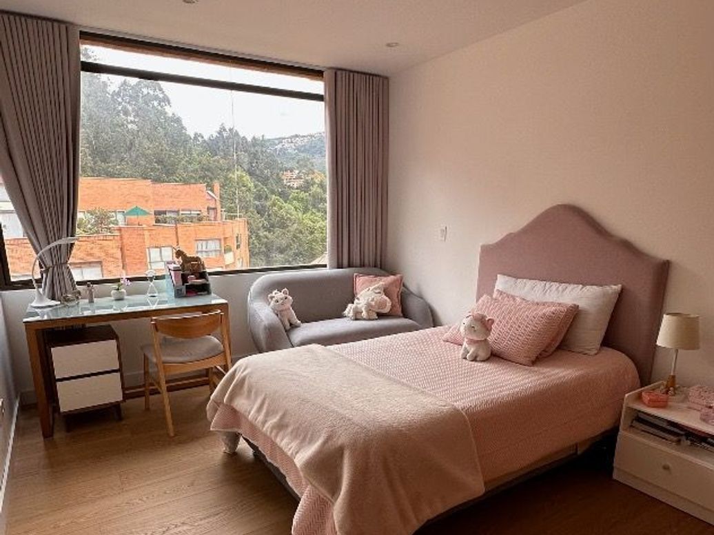 Apartamento de 4 alcobas en venta en Los Alpes, Bogotá, 252 m² · foto 16 de 20