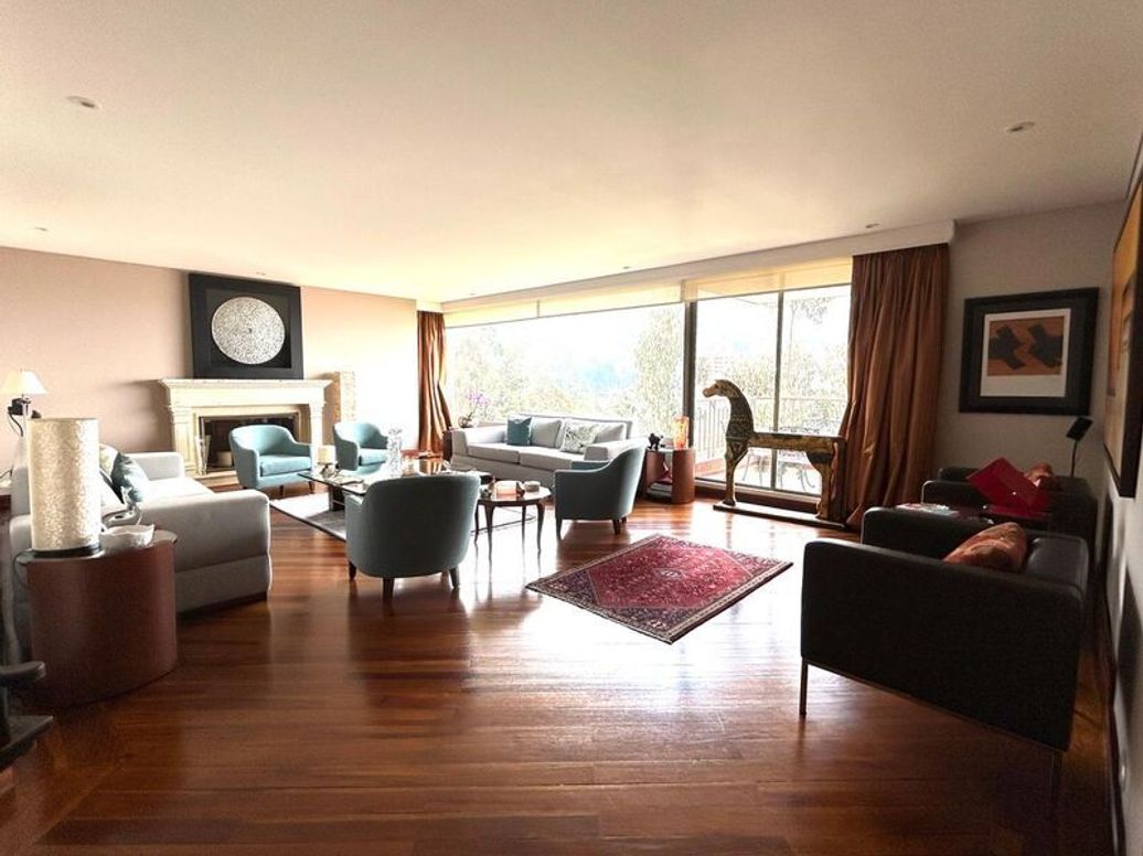 Apartamento de 4 alcobas en venta en El Refugio, Bogotá, 356 m² · foto 6 de 20