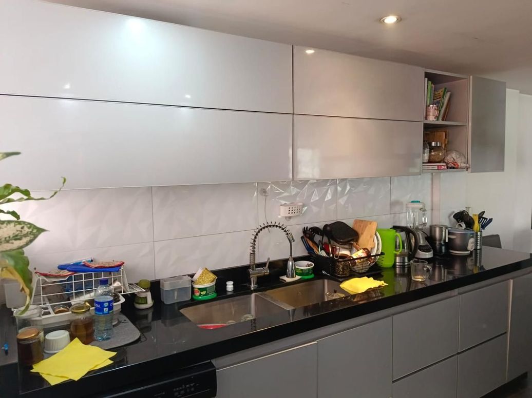 Apartamento de 3 alcobas en venta en El Refugio, Bogotá, 133 m² · foto 3 de 20