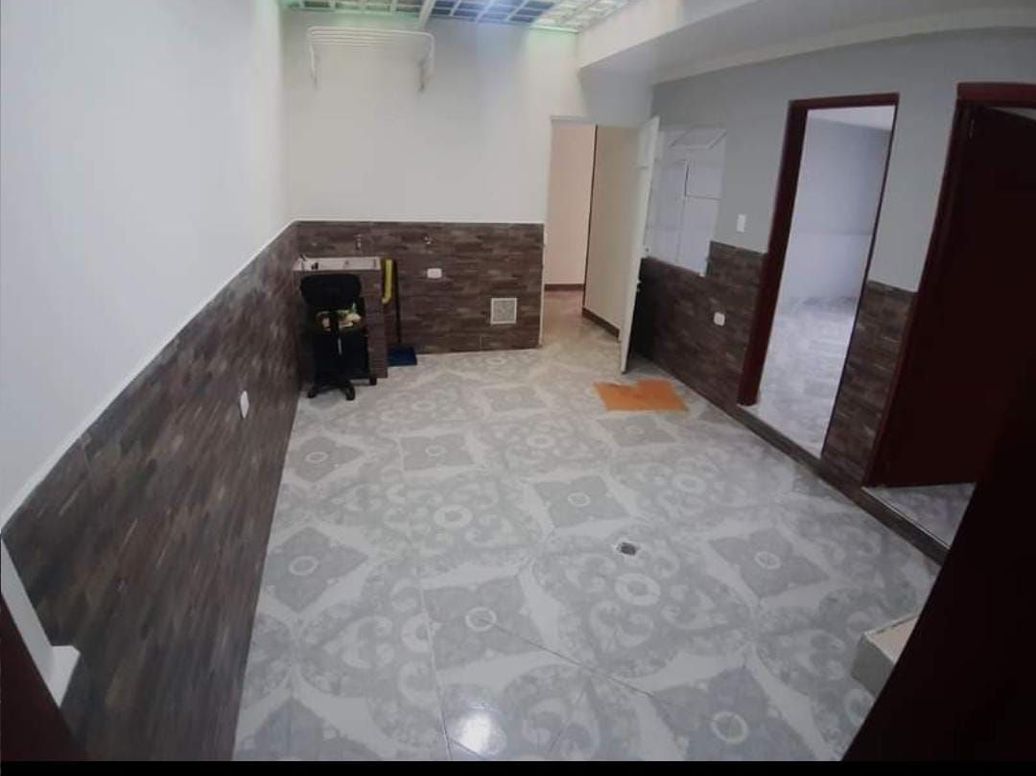 Casa de 5 alcobas en venta en Super Manzana 15, Bogotá, 100 m² · foto 7 de 12