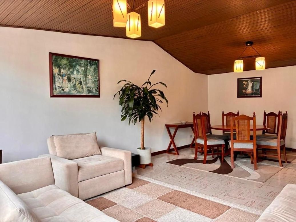 Casa de 3 alcobas en venta en Normandia Occidental, Bogotá, 145 m² · foto 3 de 15