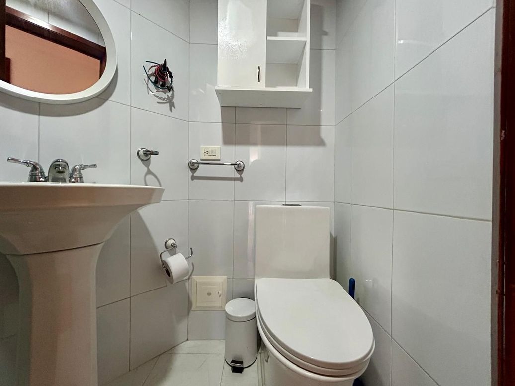 Apartamento de 3 alcobas en venta en Santa Barbara Occidental, Bogotá, 109 m² · foto 19 de 20