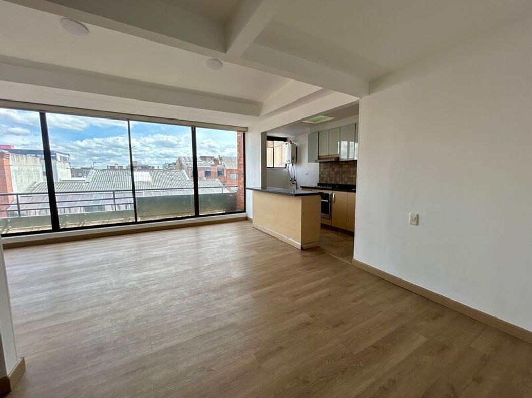 Apartamento de 3 alcobas en venta en Quinta Paredes, Bogotá, 109 m² · foto 3 de 20