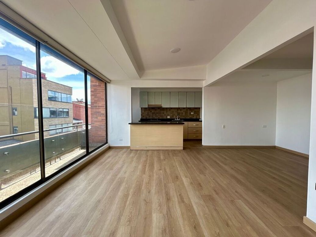 Apartamento de 3 alcobas en venta en Quinta Paredes, Bogotá, 109 m² · foto 2 de 20