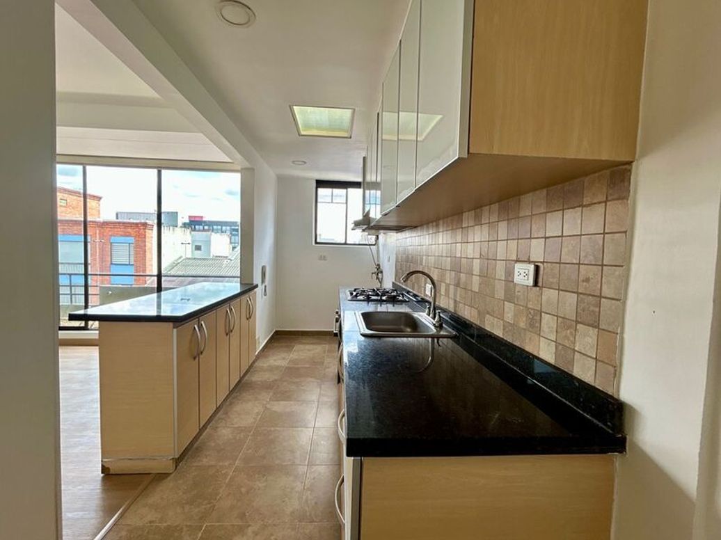 Apartamento de 3 alcobas en venta en Quinta Paredes, Bogotá, 109 m² · foto 10 de 20