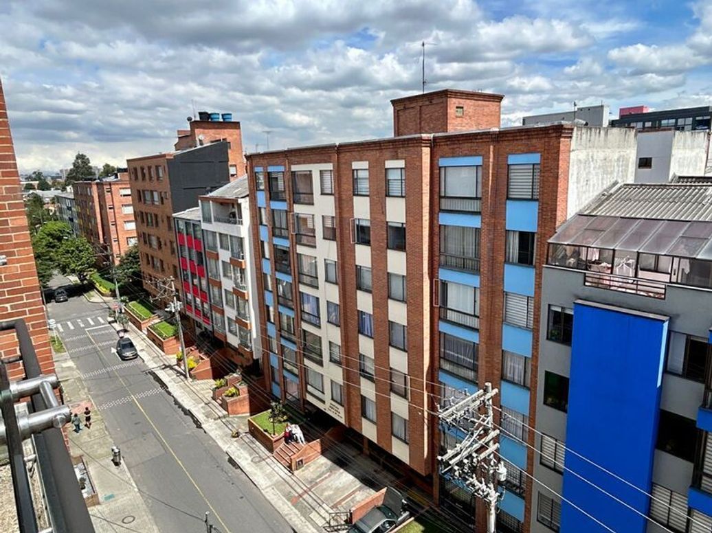 Apartamento de 3 alcobas en venta en Quinta Paredes, Bogotá, 109 m² · foto 14 de 20