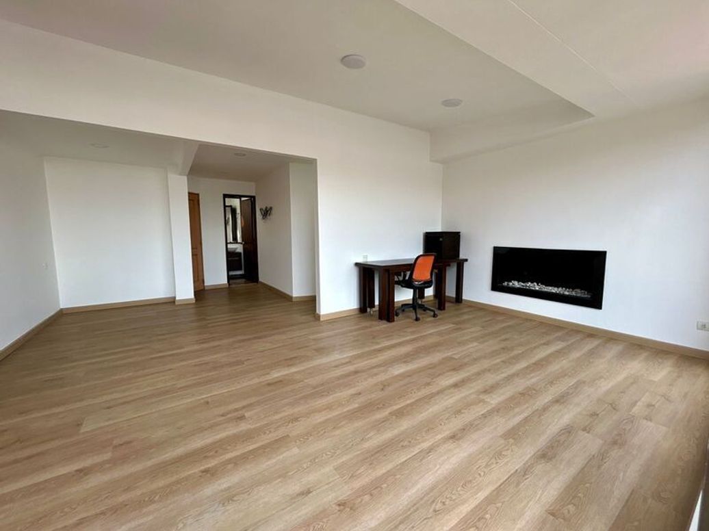 Apartamento de 3 alcobas en venta en Quinta Paredes, Bogotá, 109 m² · foto 7 de 20
