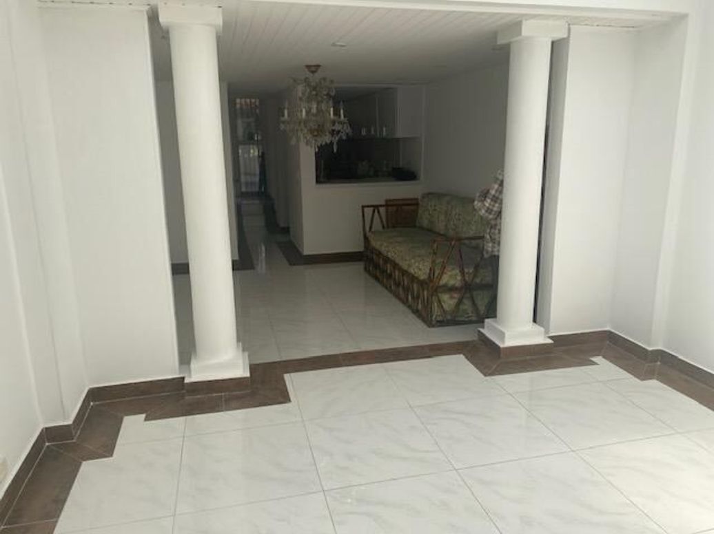 Casa de 1 alcoba en venta en La Carolina, Bogotá, 105 m² · foto 6 de 12