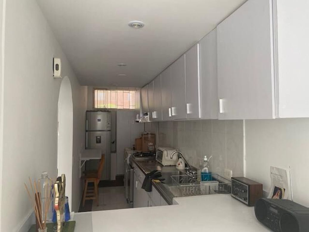 Casa de 1 alcoba en venta en La Carolina, Bogotá, 105 m² · foto 4 de 12