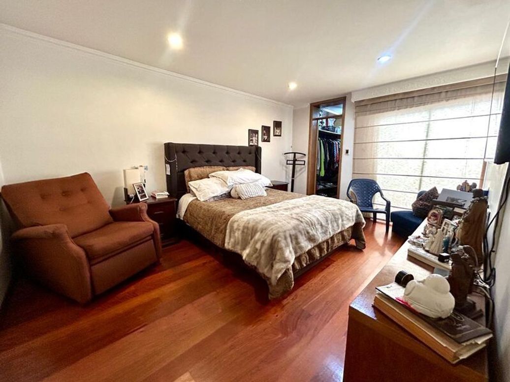 Apartamento de 3 alcobas en venta en Molinos Norte, Bogotá, 172 m² · foto 9 de 19