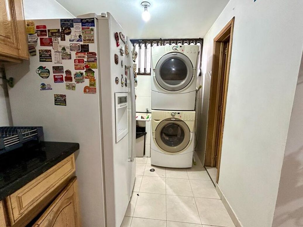 Apartamento de 3 alcobas en venta en Molinos Norte, Bogotá, 172 m² · foto 6 de 19