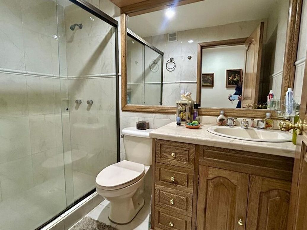 Apartamento de 3 alcobas en venta en Molinos Norte, Bogotá, 172 m² · foto 7 de 19