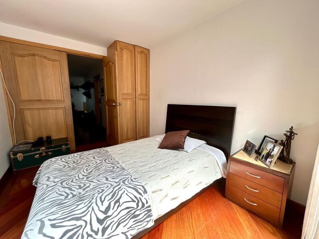 Apartamento de 3 alcobas en venta en Molinos Norte, Bogotá, 172 m² · foto 14 de 19