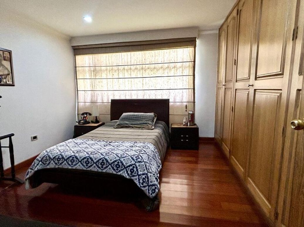 Apartamento de 3 alcobas en venta en Molinos Norte, Bogotá, 172 m² · foto 16 de 19