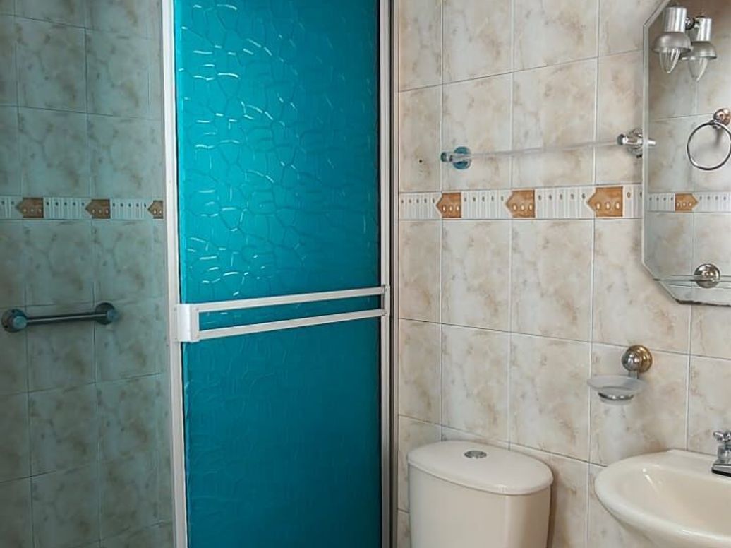 Casa de 7 alcobas en venta en Ingles, Bogotá, 285 m² · foto 16 de 20