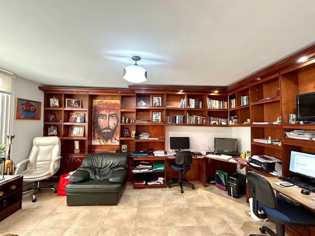 Apartamento de 3 alcobas en venta en Chicó Norte, Bogotá, 209 m² · foto 12 de 20