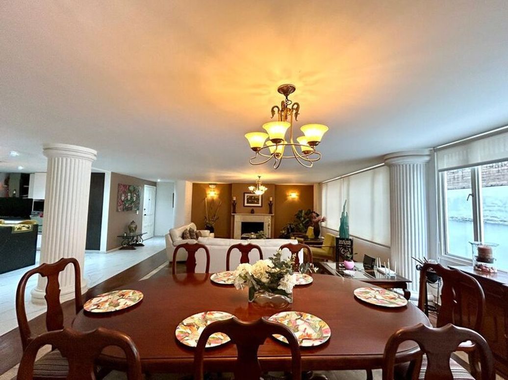 Apartamento de 3 alcobas en venta en Chicó Norte, Bogotá, 209 m² · foto 9 de 20