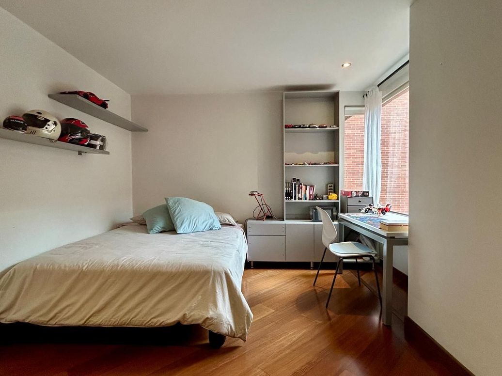 Apartamento de 3 alcobas en venta en San Patricio, Bogotá, 206 m² · foto 20 de 20