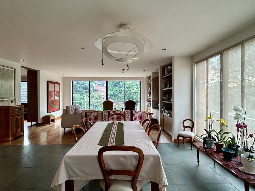 Apartamento de 3 alcobas en venta en San Patricio, Bogotá, 206 m² · foto 11 de 20