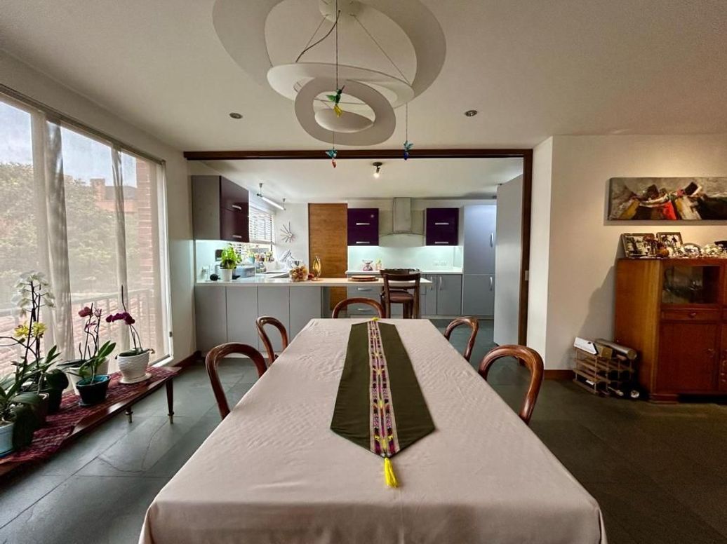 Apartamento de 3 alcobas en venta en San Patricio, Bogotá, 206 m² · foto 10 de 20