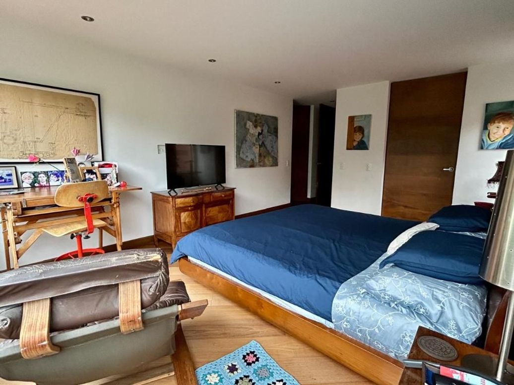 Apartamento de 3 alcobas en venta en San Patricio, Bogotá, 206 m² · foto 15 de 20