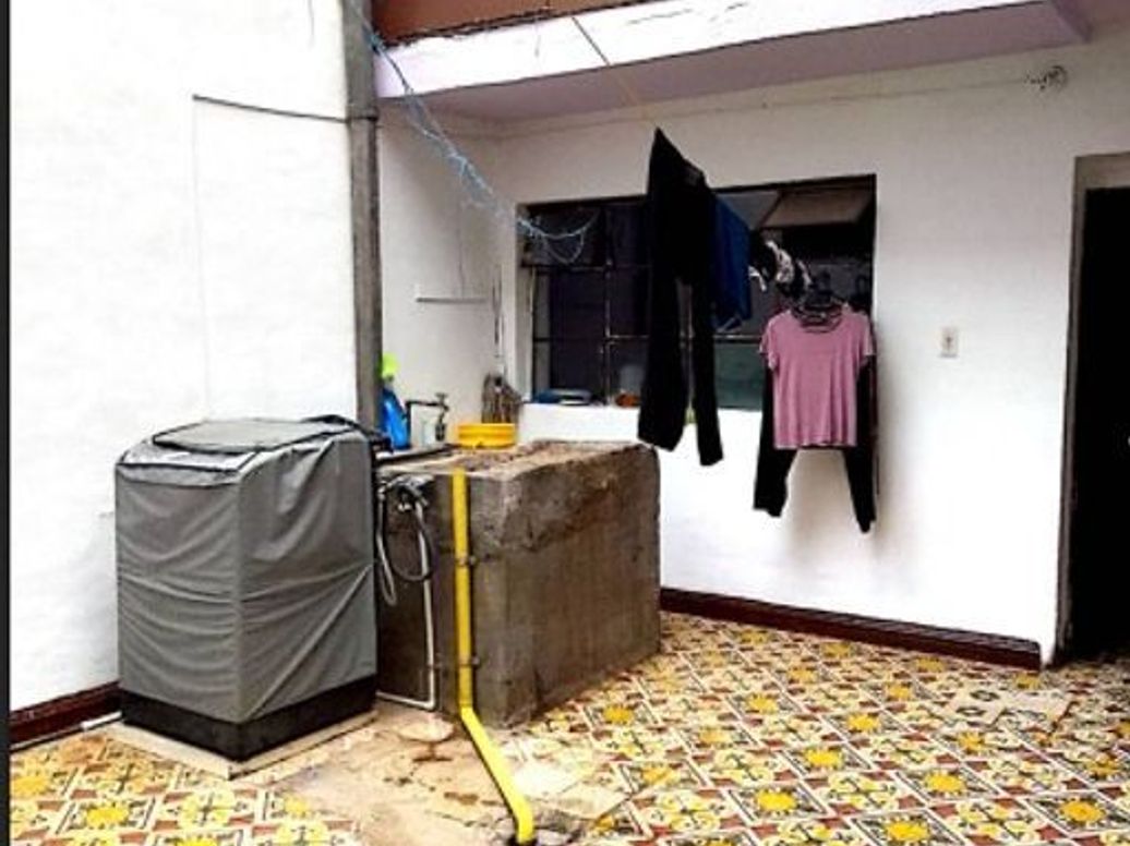 Casa de 6 alcobas en venta en La Granja, Bogotá, 286 m² · foto 7 de 7