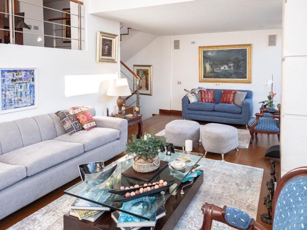 Casa de 4 alcobas en venta en Bosque De Pinos, Bogotá, 280 m² · foto 2 de 13