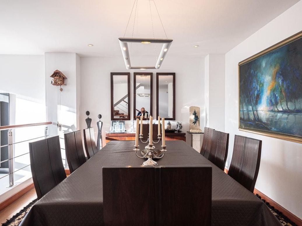 Casa de 4 alcobas en venta en Bosque De Pinos, Bogotá, 280 m² · foto 4 de 13