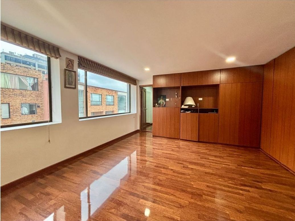Apartamento de 3 alcobas en venta en Molinos Norte, Bogotá, 235 m² · foto 18 de 18