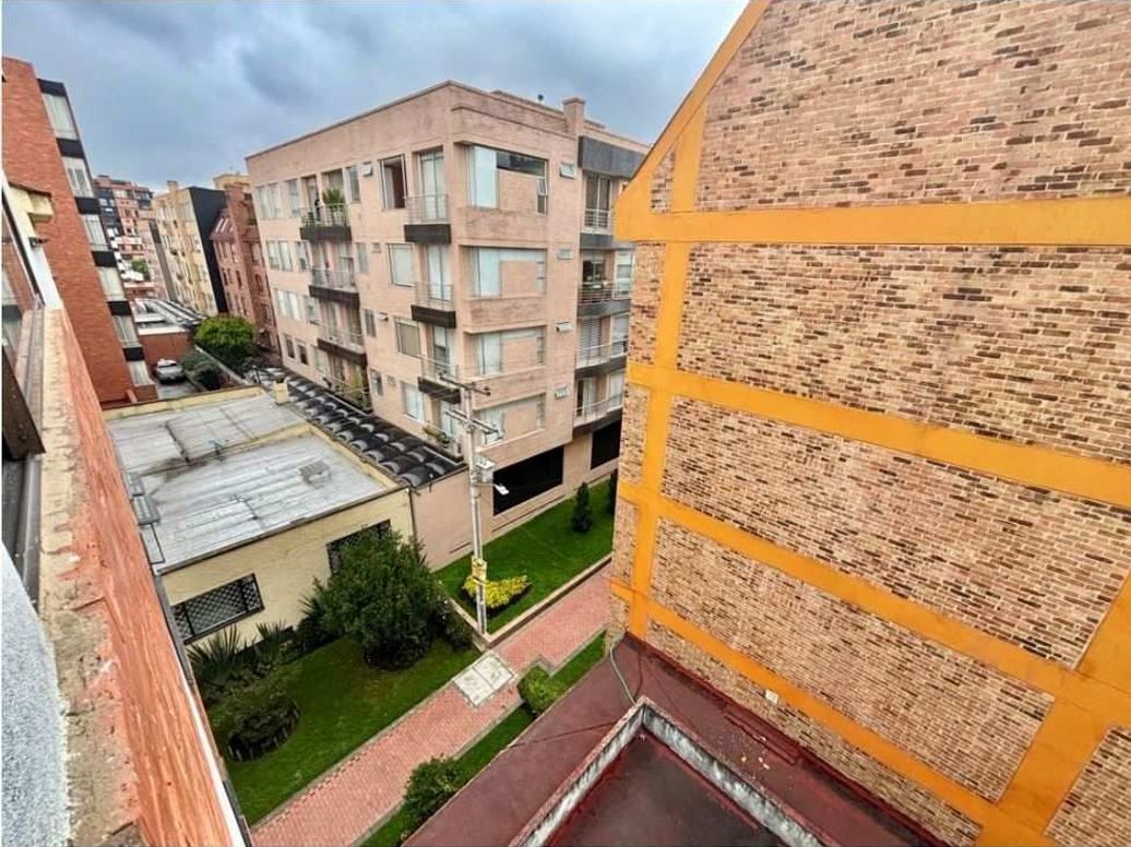 Apartamento de 3 alcobas en venta en Molinos Norte, Bogotá, 235 m² · foto 8 de 18