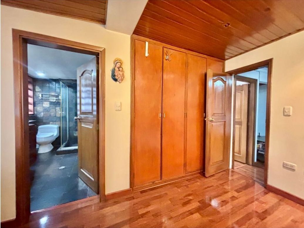 Apartamento de 3 alcobas en venta en Molinos Norte, Bogotá, 235 m² · foto 11 de 18