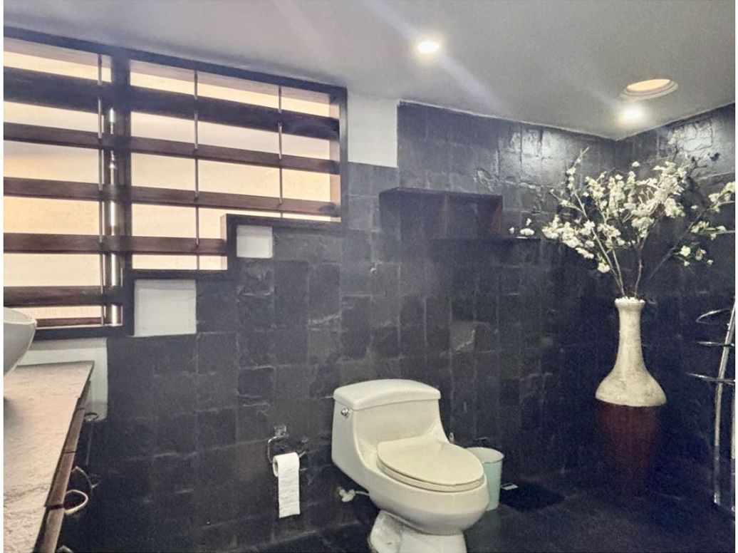 Apartamento de 3 alcobas en venta en Molinos Norte, Bogotá, 235 m² · foto 12 de 18