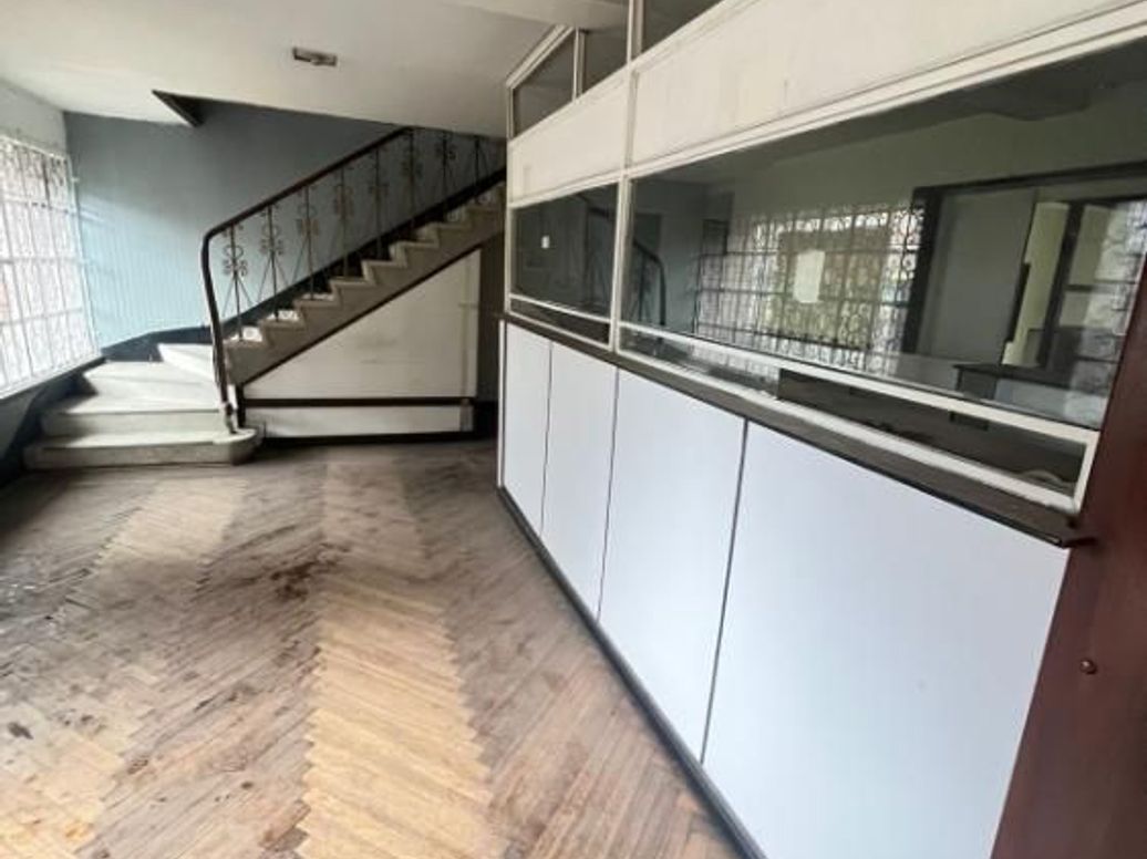 Casa de 6 alcobas en venta en Quinta Camacho, Bogotá, 256 m² · foto 13 de 13