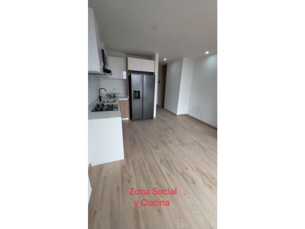 Apartamento de 2 alcobas en venta en Chico Norte Et. Iii, Bogotá, 68 m² · foto 5 de 13