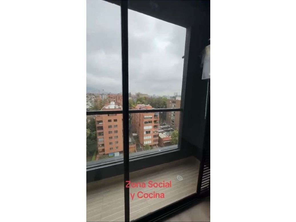 Apartamento de 2 alcobas en venta en Chico Norte Et. Iii, Bogotá, 68 m² · foto 2 de 13