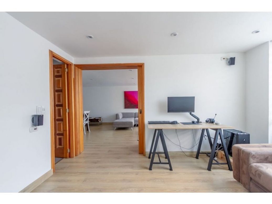 Apartamento de 3 alcobas en venta en Santa Barbara Central, Bogotá, 160 m² · foto 11 de 20