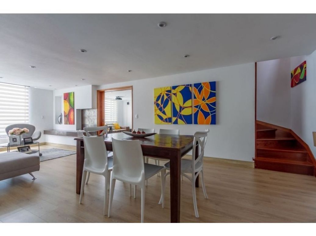 Apartamento de 3 alcobas en venta en Santa Barbara Central, Bogotá, 160 m² · foto 4 de 20