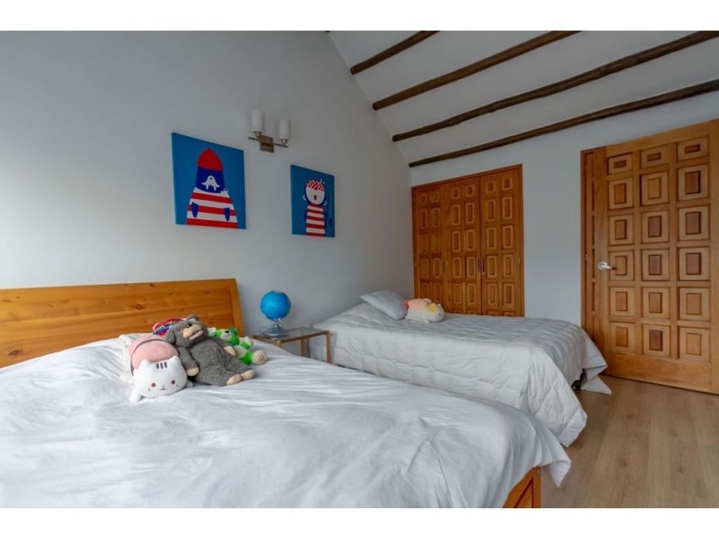 Apartamento de 3 alcobas en venta en Santa Barbara Central, Bogotá, 160 m² · foto 14 de 20