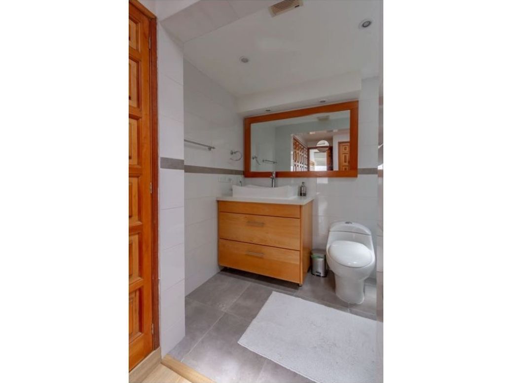 Apartamento de 3 alcobas en venta en Santa Barbara Central, Bogotá, 160 m² · foto 20 de 20